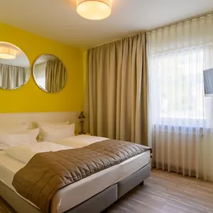 https://hotel-glockengasse.topcolognehotels.com